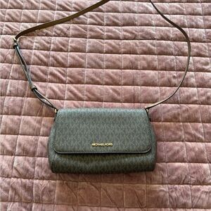 Michael Kors Crossbody